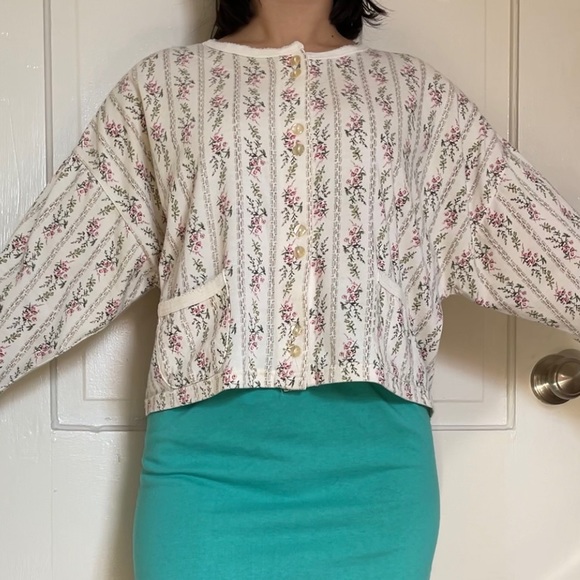 vintage 80s/90s long sleeve button up shirt - Picture 2 of 3